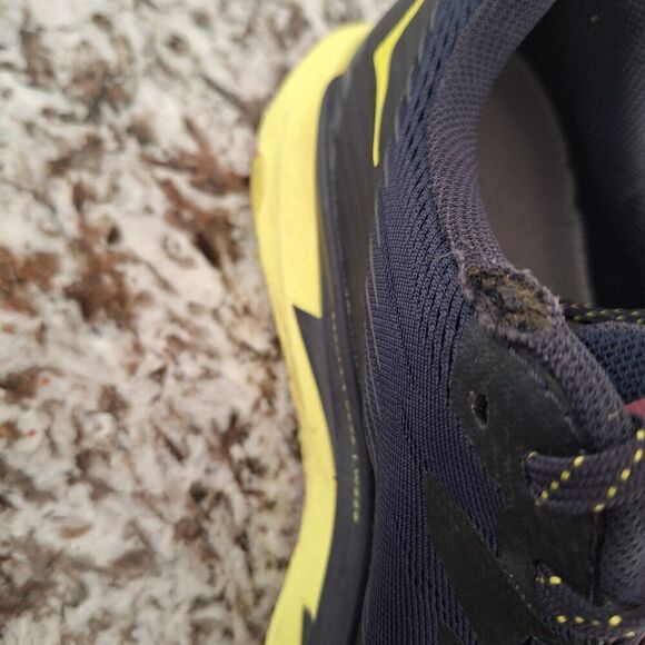 Hoka One One Torrent 2 Running Shoes size 9 US 41.5 EU - Picture 7 of 10